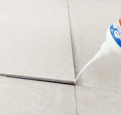 介休瓷砖空鼓维修公司分享卫生间瓷砖脱落的原因可能有以下几点